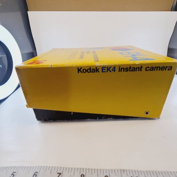 Kodak EK4 Instant Camera - Picture 3 of 10